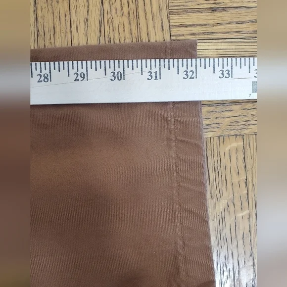 H & M Pants Brown Straight Leg Relaxed Fit Size 34 x 32 Chinos - Picture 5 of 7